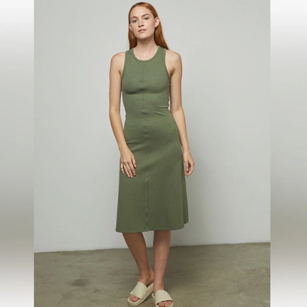 Lunya Restore Fitted Dress - Brand new still in package - Picture 1 of 3